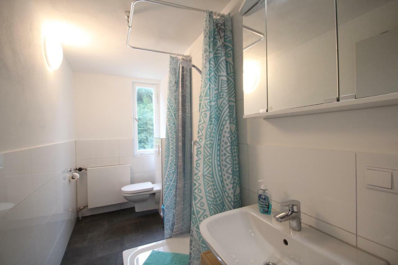 Moderne, Helle 1 Zimmer-Wohnung In Citylage Bad Urach Exterior photo